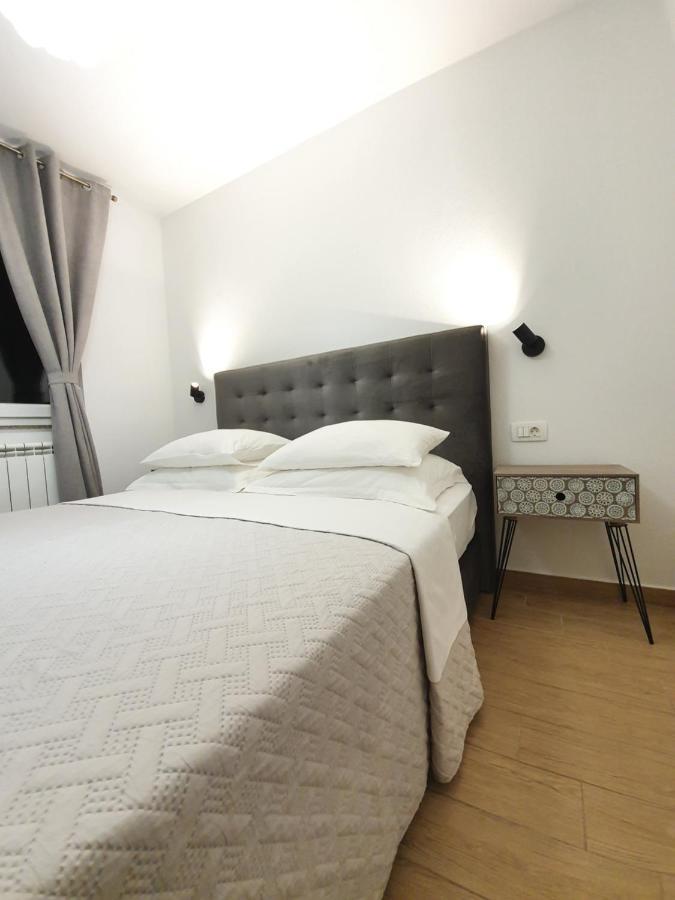 Apartments Karla Bibinje Bagian luar foto